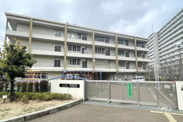 新田学園（第二校舎）