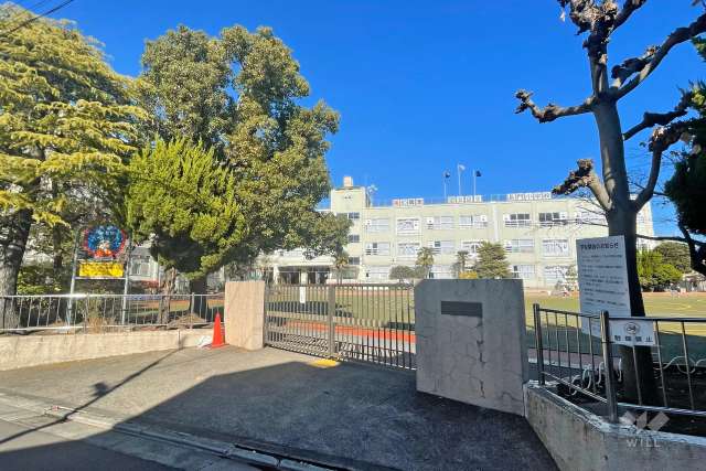 長門小学校
