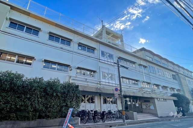 仲町小学校