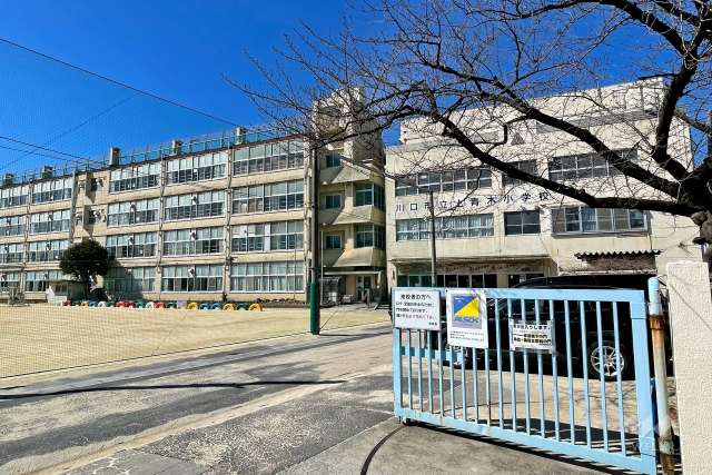 上青木小学校
