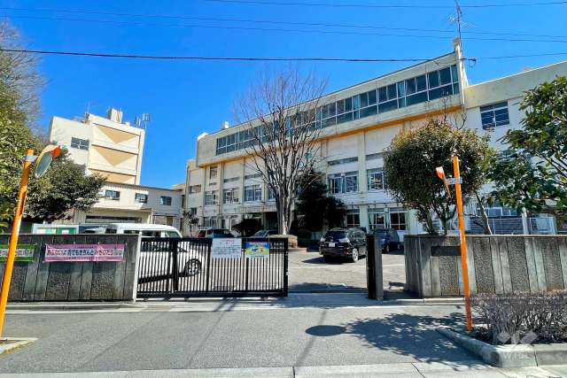 十二月田小学校