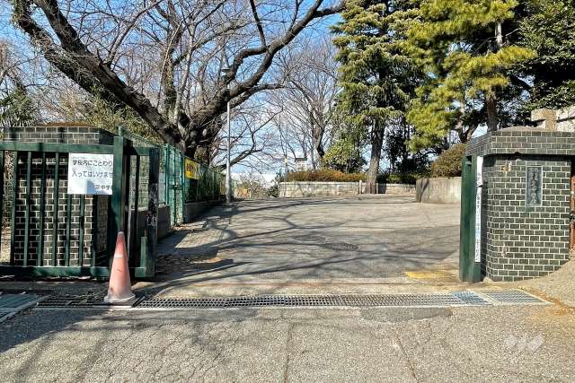 芝中学校