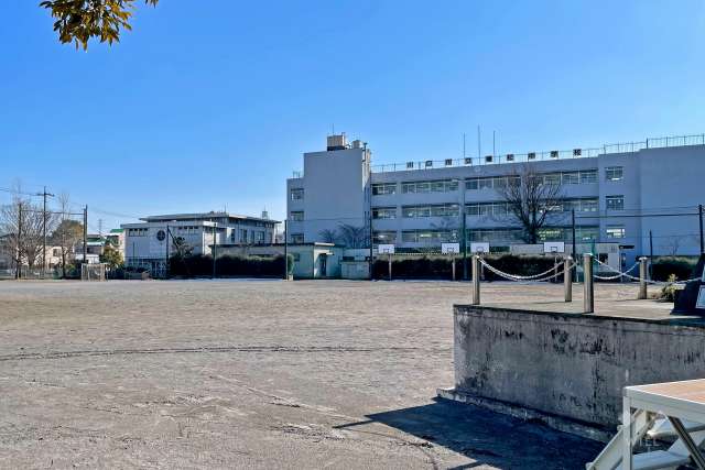 榛松中学校