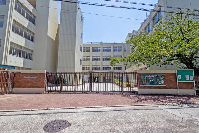 新豊崎中学校