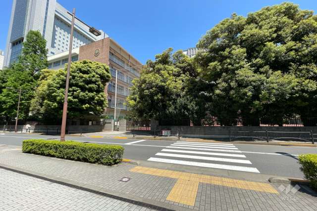 麹町中学校