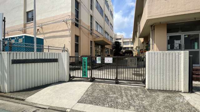 二上小学校