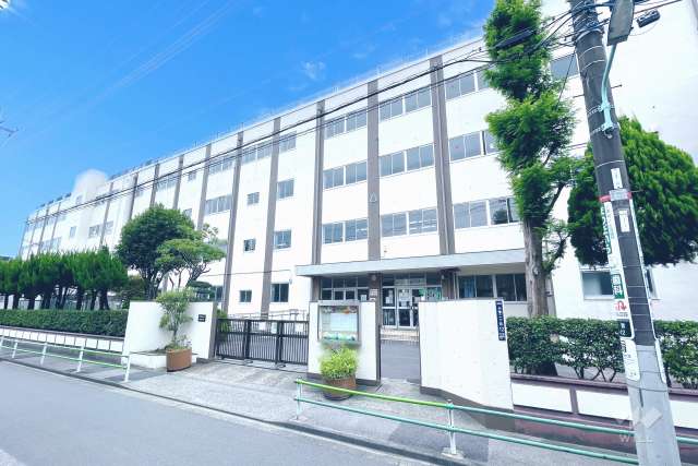 綾瀬中学校