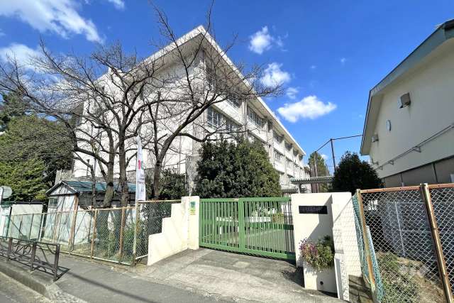 南生田中学校