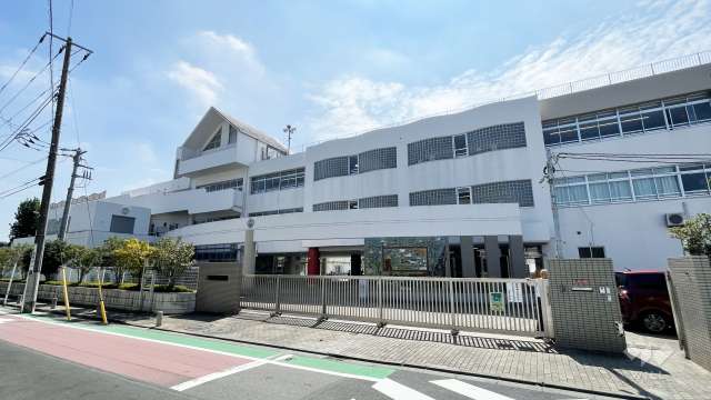 西御幸小学校