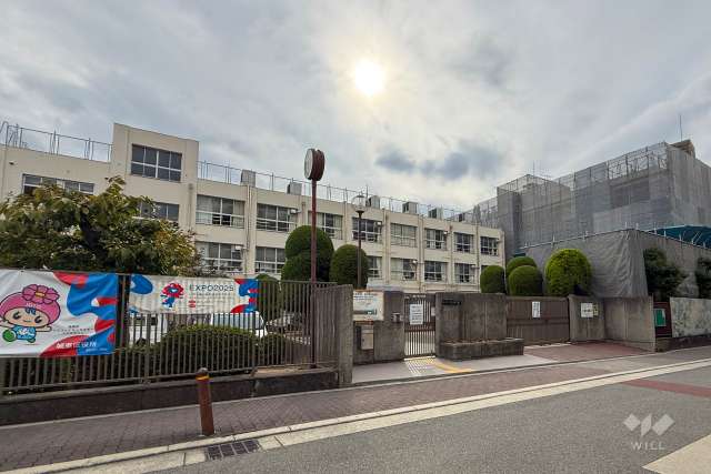 鯰江中学校