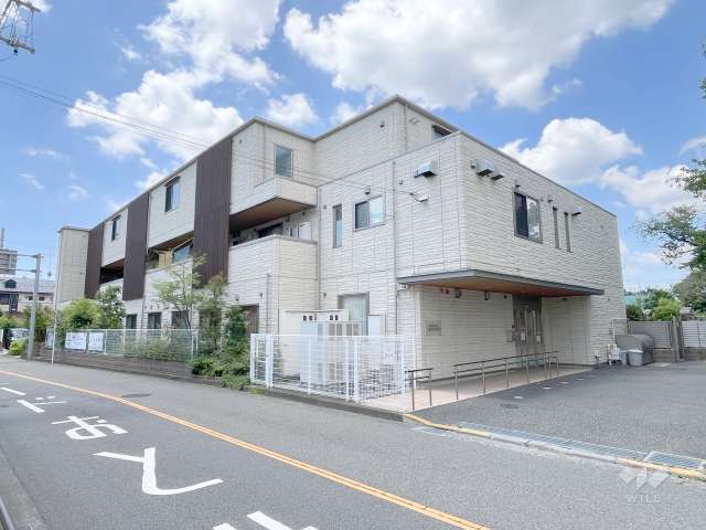 三鷹新川雲母保育園