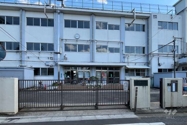 千早小学校