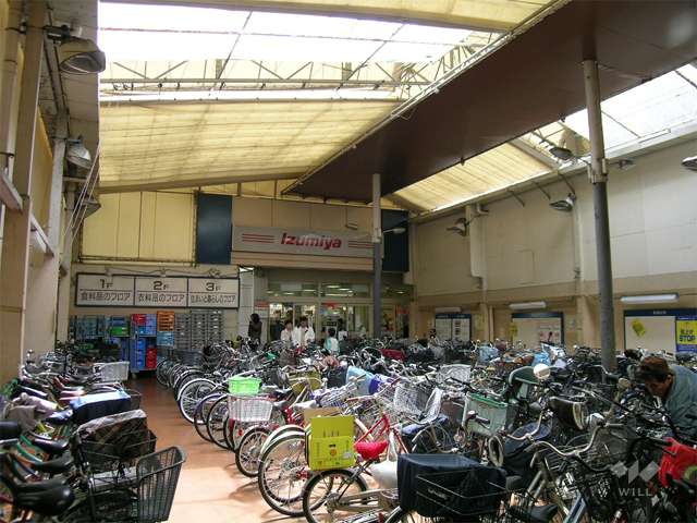 イズミヤ 庄内店