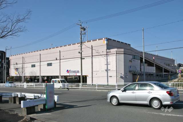 カネスエ 徳重店