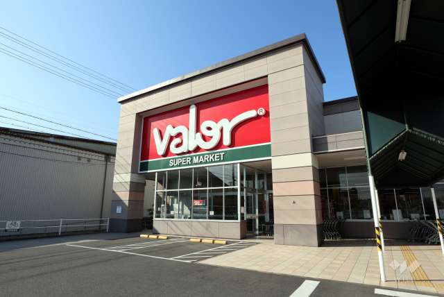 バロー 東起店