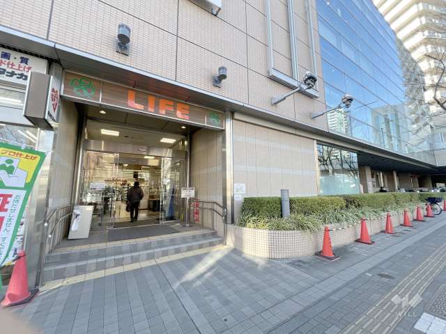 ライフ 大泉学園駅前店