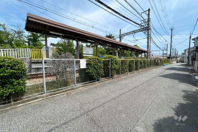 阪神武庫川線「東鳴尾」駅の外観