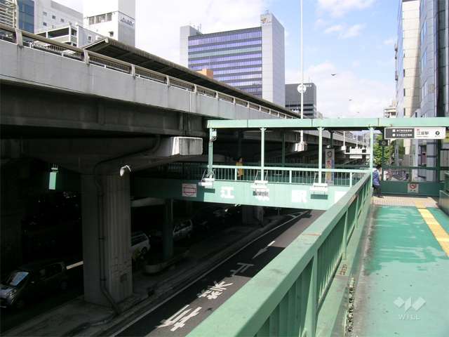 大阪メトロ御堂筋線「江坂」駅の外観