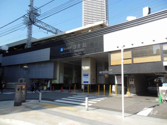 阪神本線「御影」駅の外観