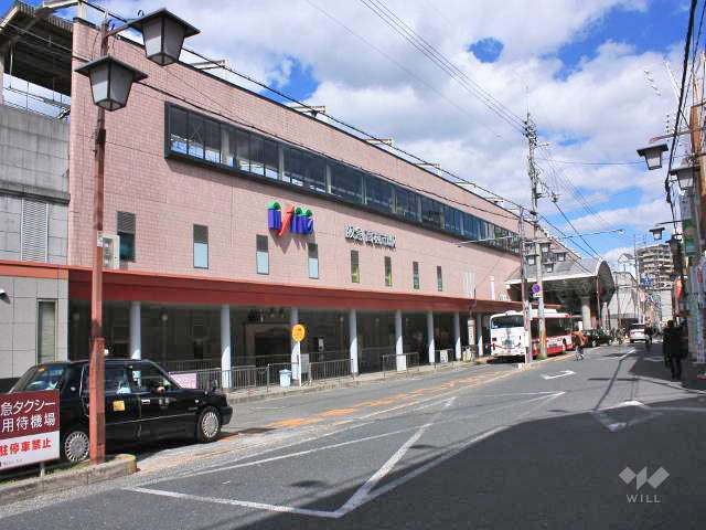 阪急京都線「高槻市」駅の外観