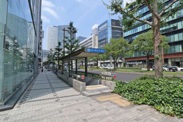 地下鉄桜通線「国際センター」駅の外観