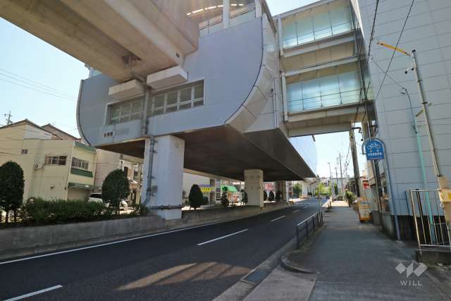 名古屋ガイドウェイバス「金屋」駅の外観