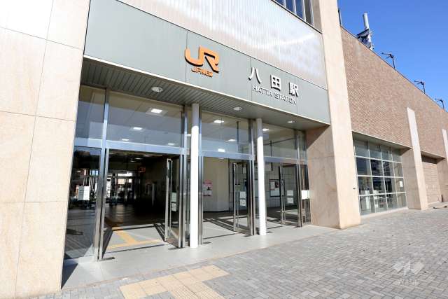 地下鉄東山線「八田」駅の外観