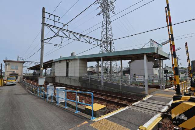 名鉄小牧線「牛山」駅の外観