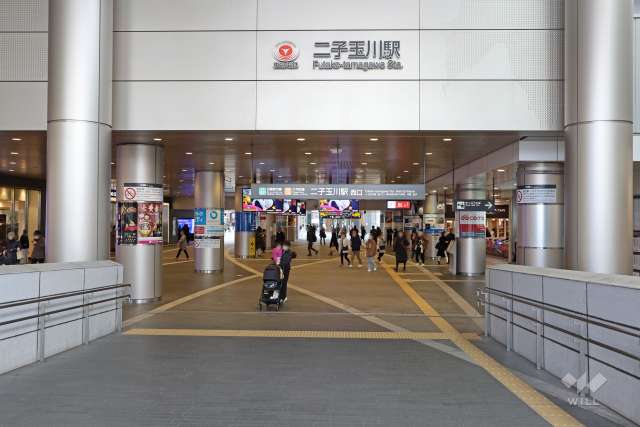 東急田園都市線「二子玉川」駅の外観