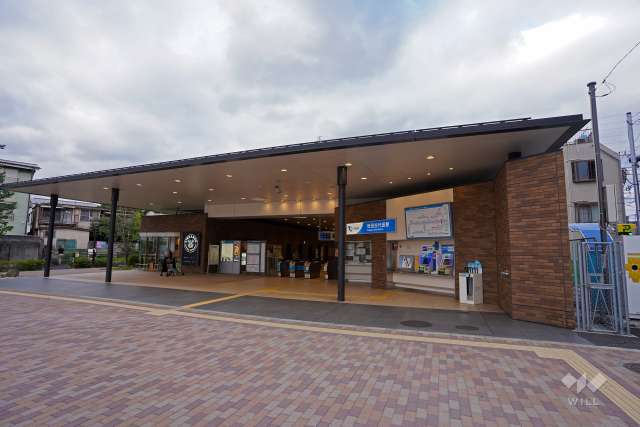 小田急小田原線「世田谷代田」駅の外観