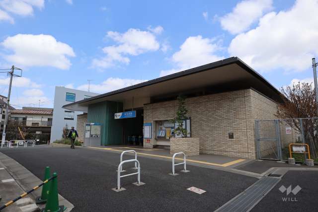 小田急小田原線「東北沢」駅の外観