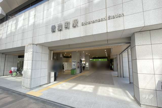 JR中央線「信濃町」駅の外観