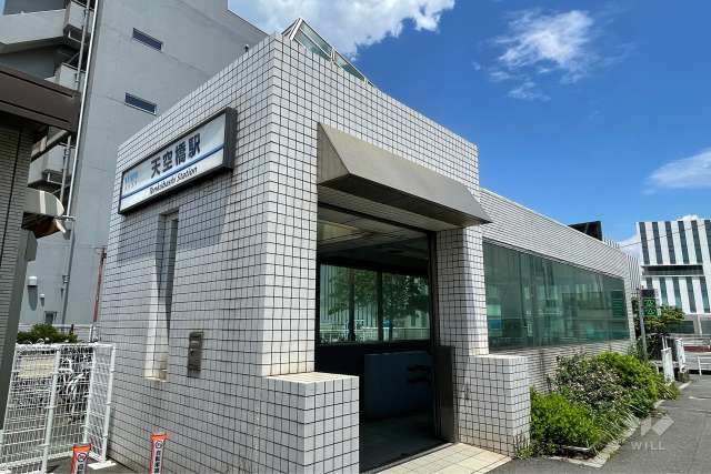 京急空港線「天空橋」駅の外観