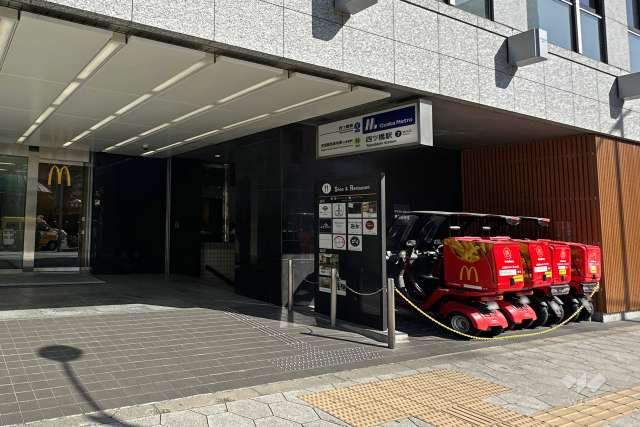 大阪メトロ四つ橋線「四ツ橋」駅の外観