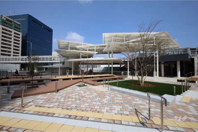 北大阪急行線「箕面船場阪大前」駅の外観