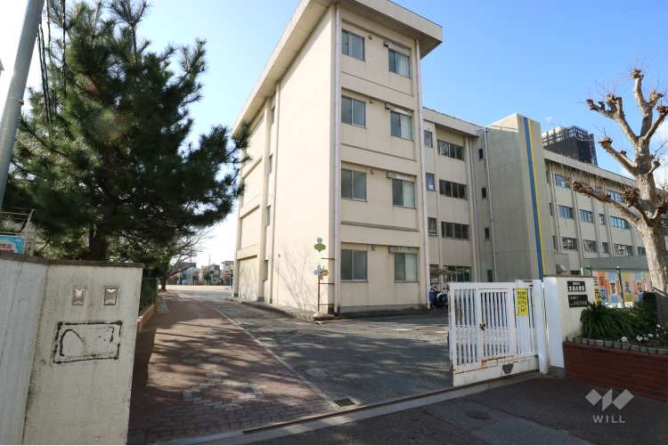 末成小学校の写真