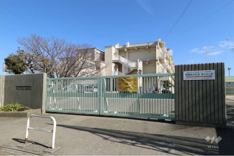 安倉中学校の写真