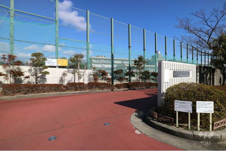 光ガ丘中学校の写真