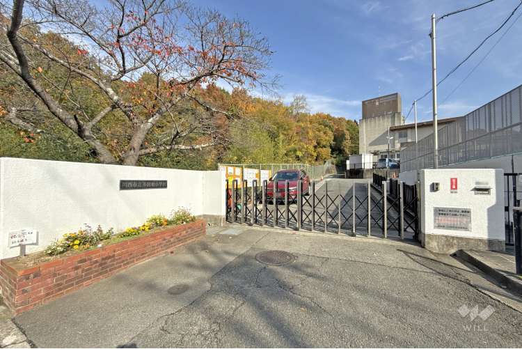 多田東小学校の写真