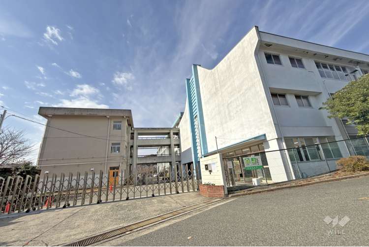 多田中学校の写真