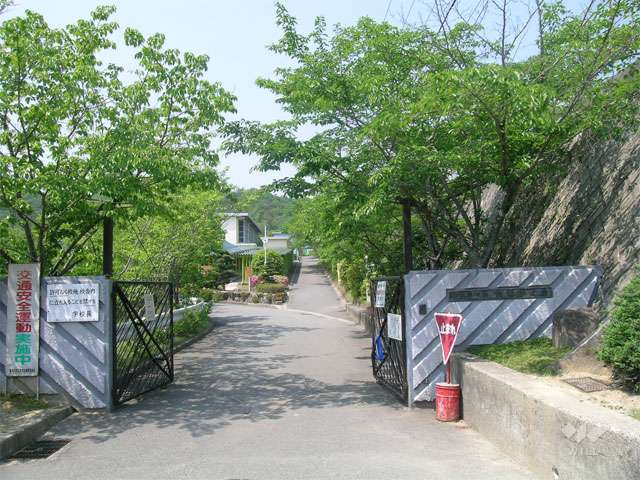 六瀬中学校の写真