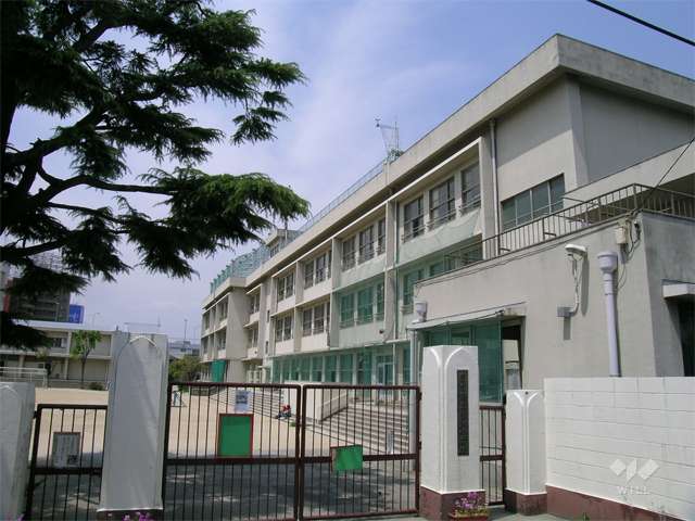 蛍池小学校の写真