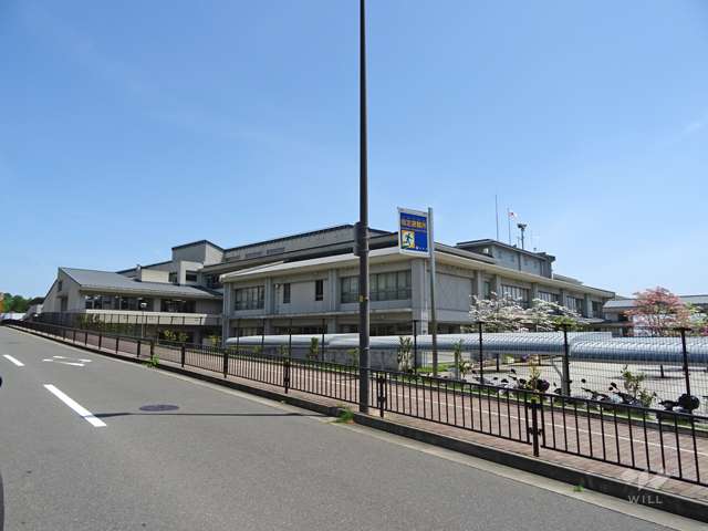 彩都西小学校の写真