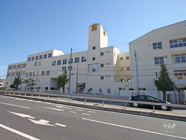 西灘小学校の写真