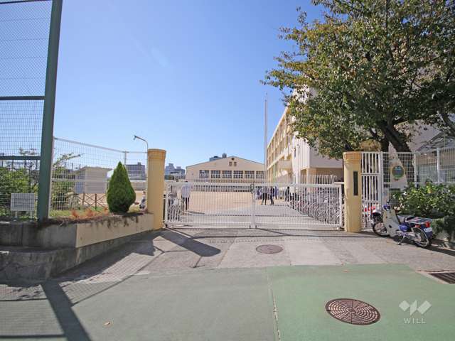 西灘小学校の写真