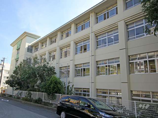 稗田小学校の写真