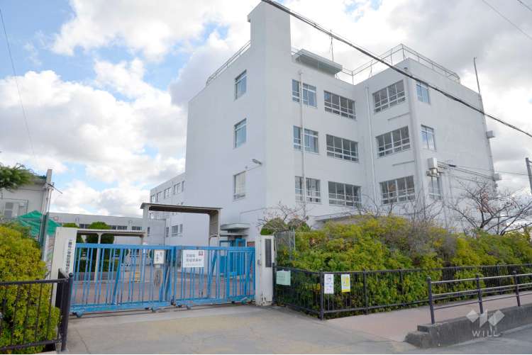 三箇牧小学校の写真