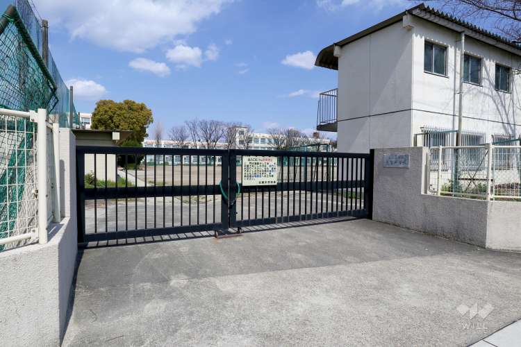 志賀中学校の写真