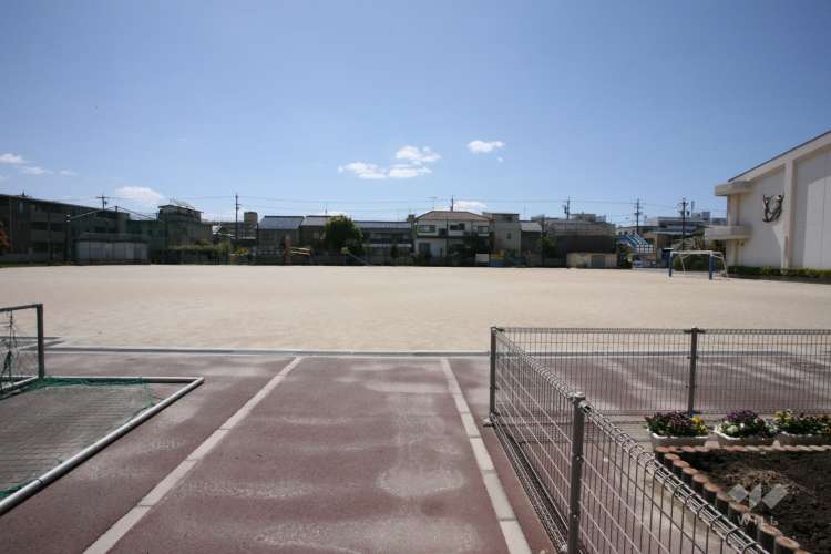 宝小学校の写真