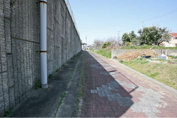 鳴海東部小学校の写真